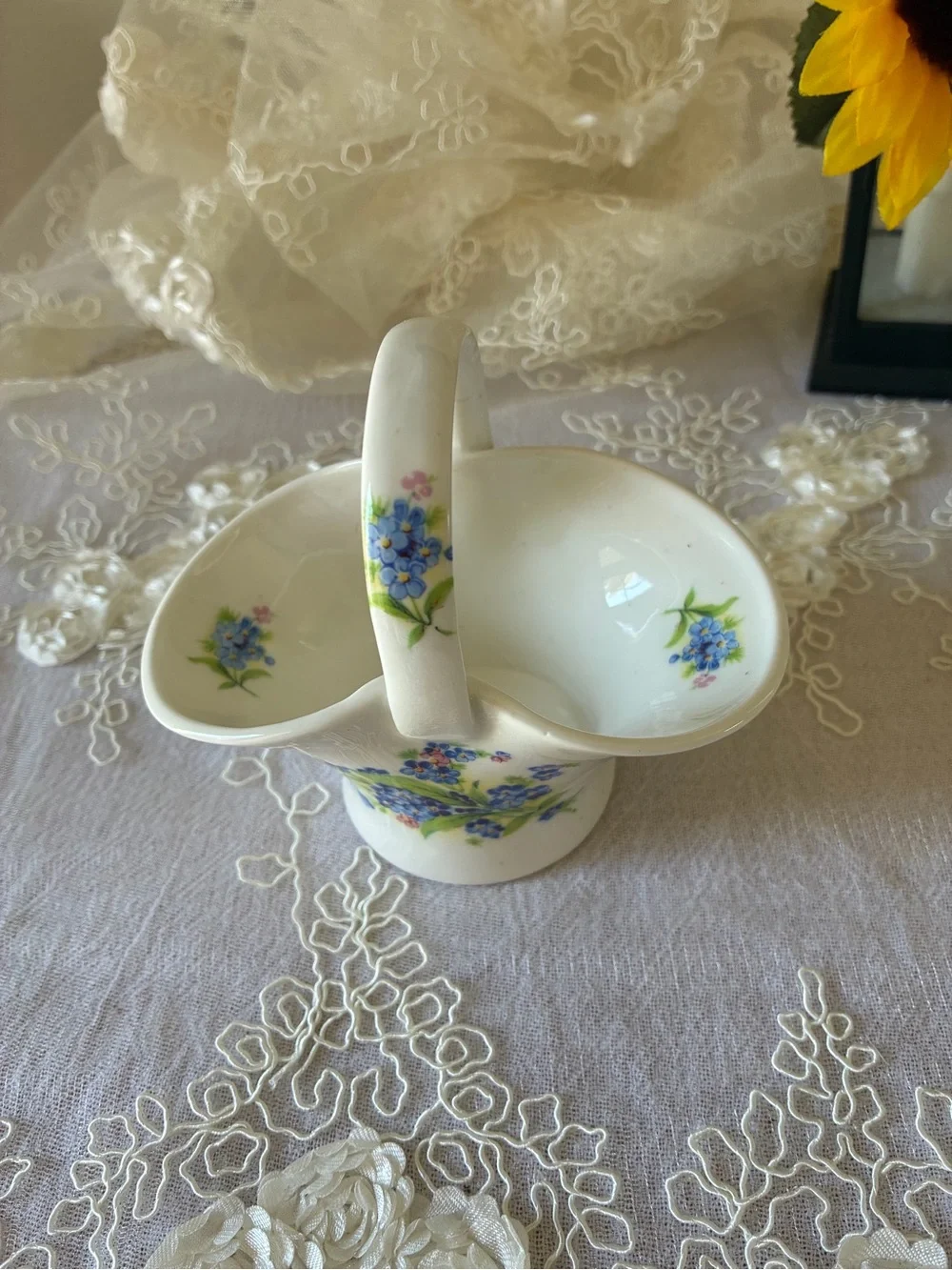 Porcelain Blue Floral Handle Basket - Elegant Home Dining Accent